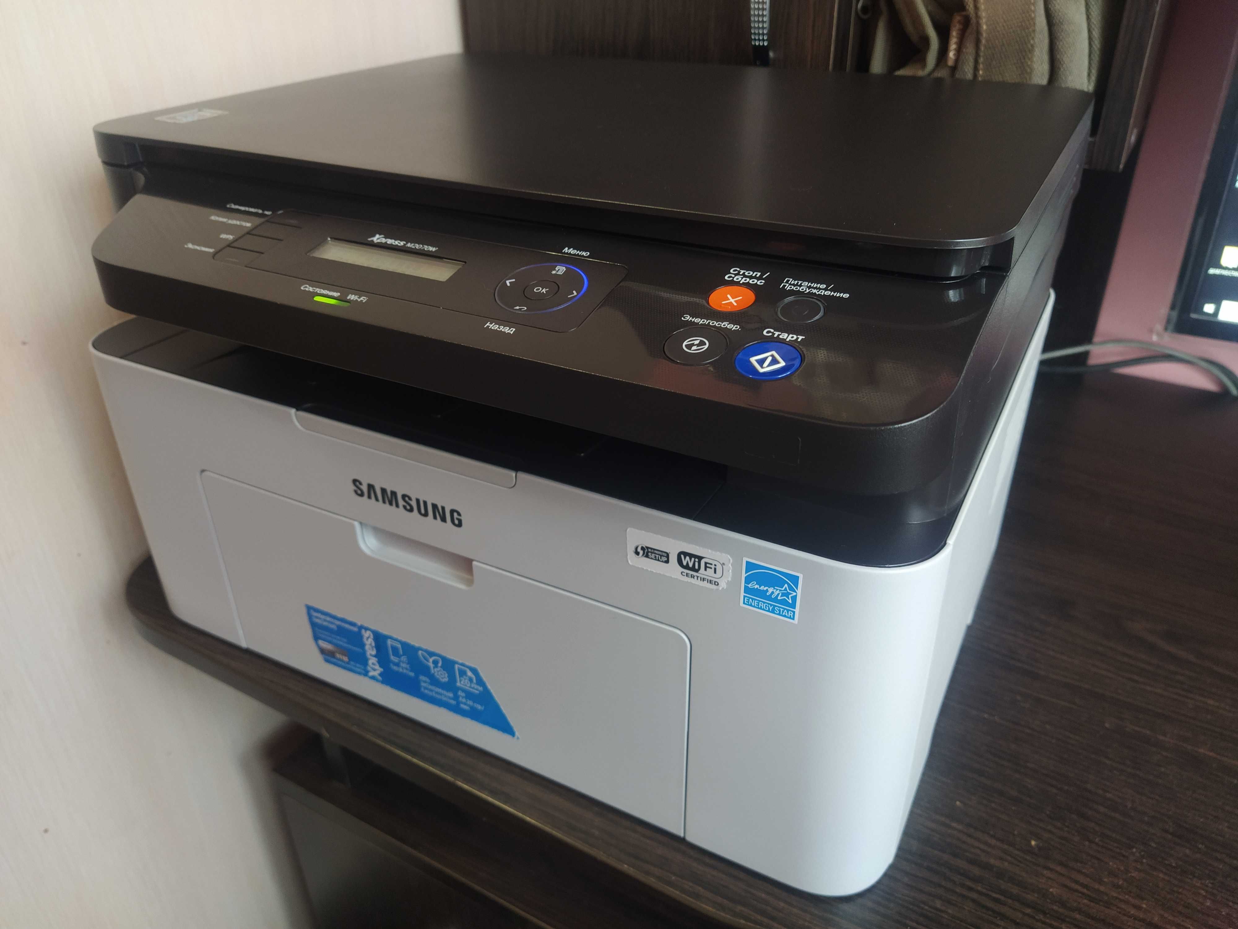 Лазерний принтер Samsung Xpress M2070W з WI-FI та NFC