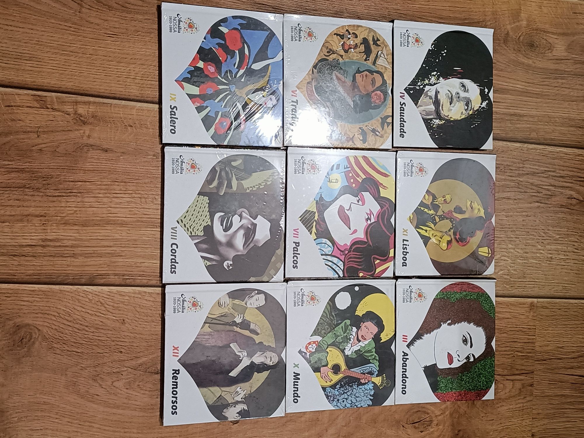 Livro-Cd's da coleção 'Amália Nossa'