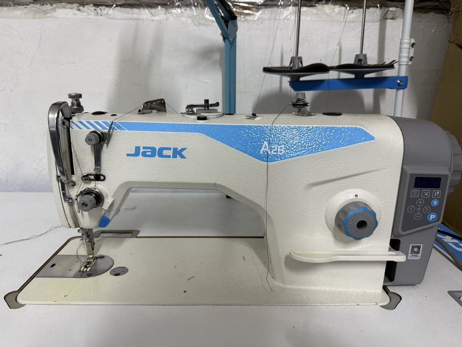 Промислова швейна машина