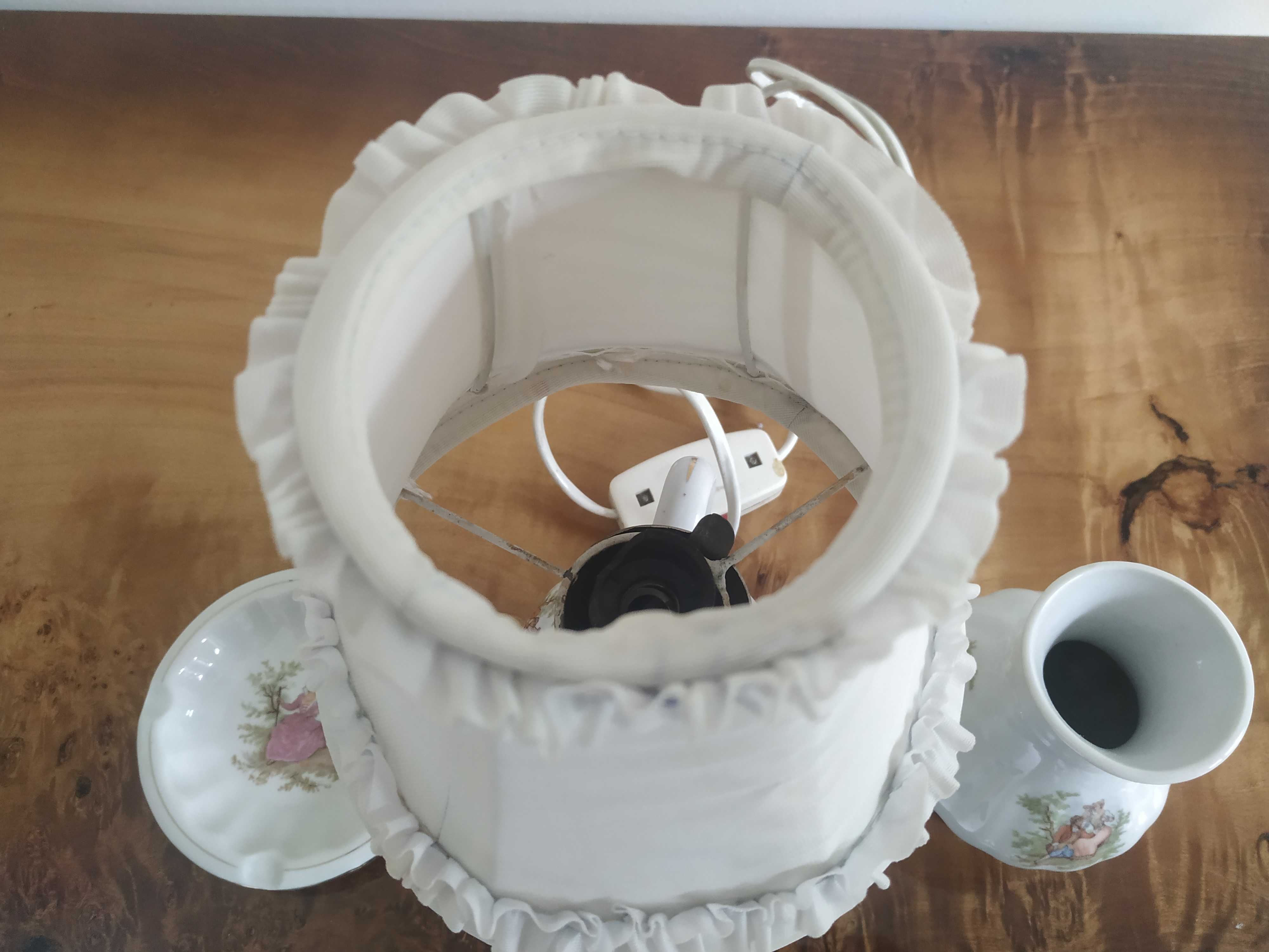 Porcelanowa Lampka