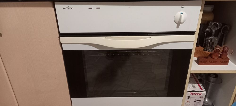 Вбудована шафа, духовка