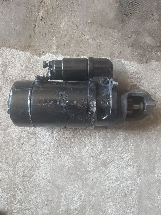 Sprzedam rozrusznik do ursusa c360