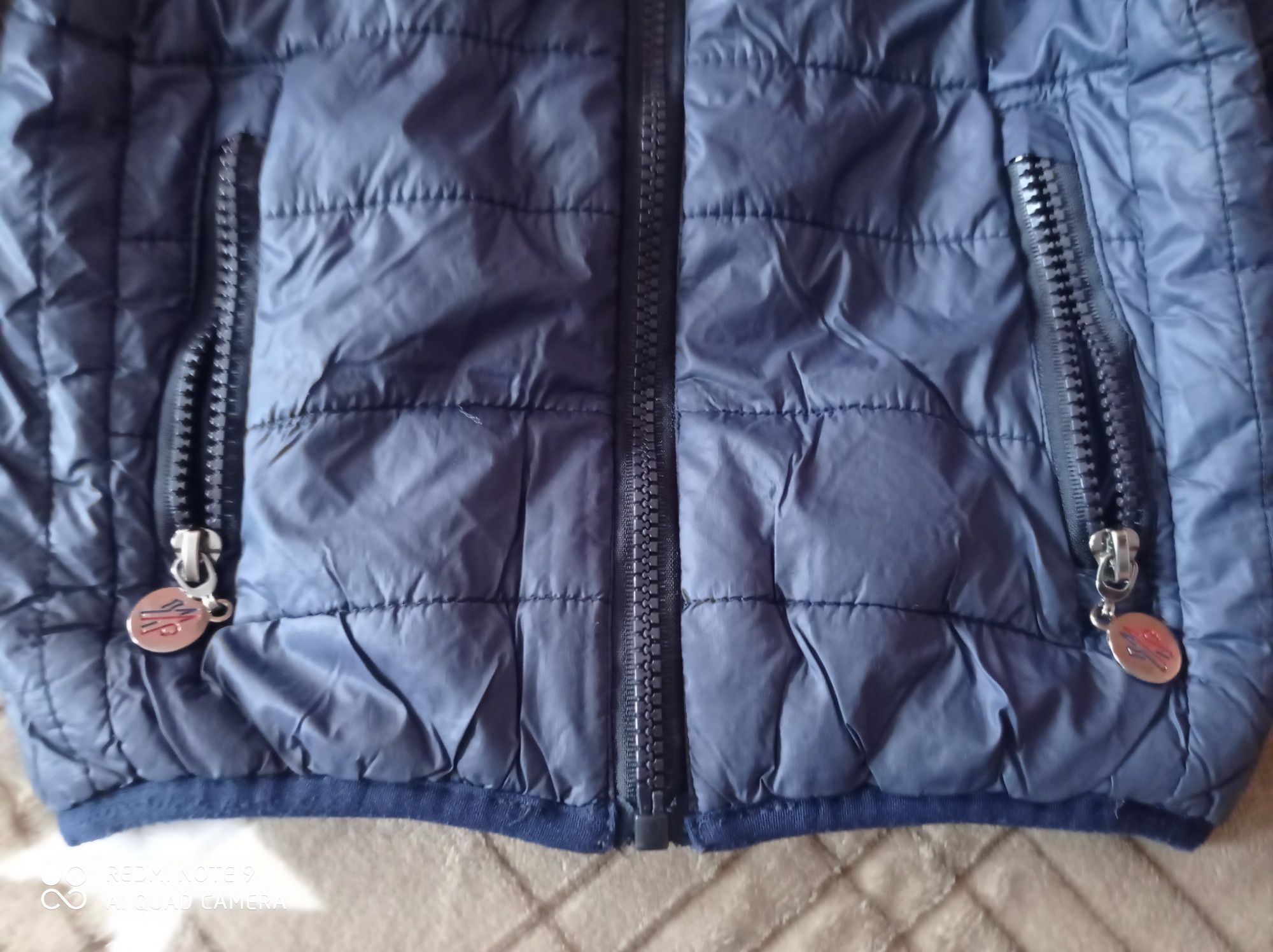 Курточка  MONCLER