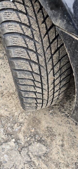 225/50/17 R17 Bridgestone Blizzak LM001 RSC