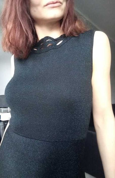 Sukienka ORSAY rozm błyszcząca ozdobny dekolt 36 S