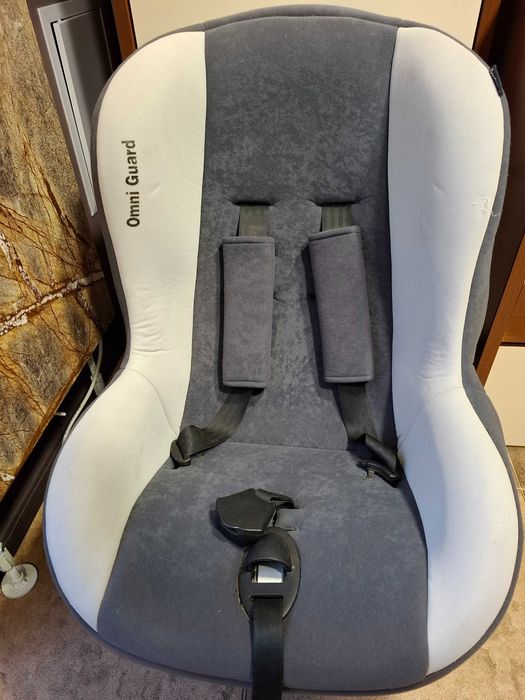 Дитяче автокрісло