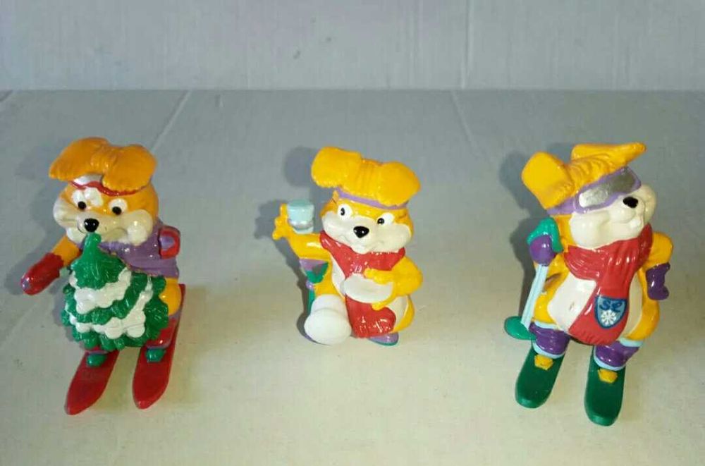 Киндера. Попугаи. Утки.. Зайцы. Жирафы