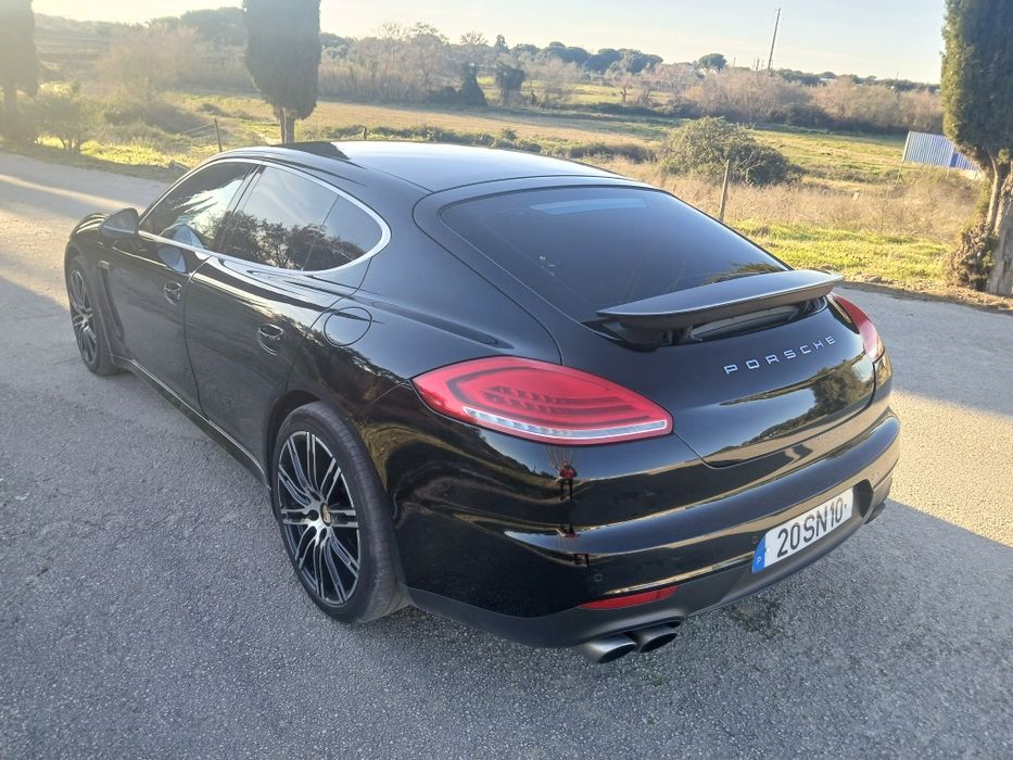 Porsche P. S E-Hybrid 416cv