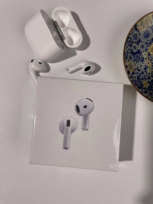 Sluchawki douszne Apple AirPods 4 NOWE