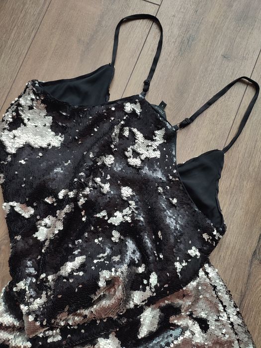 Piękna nowa sukienka Next cekiny Sylwester r.36