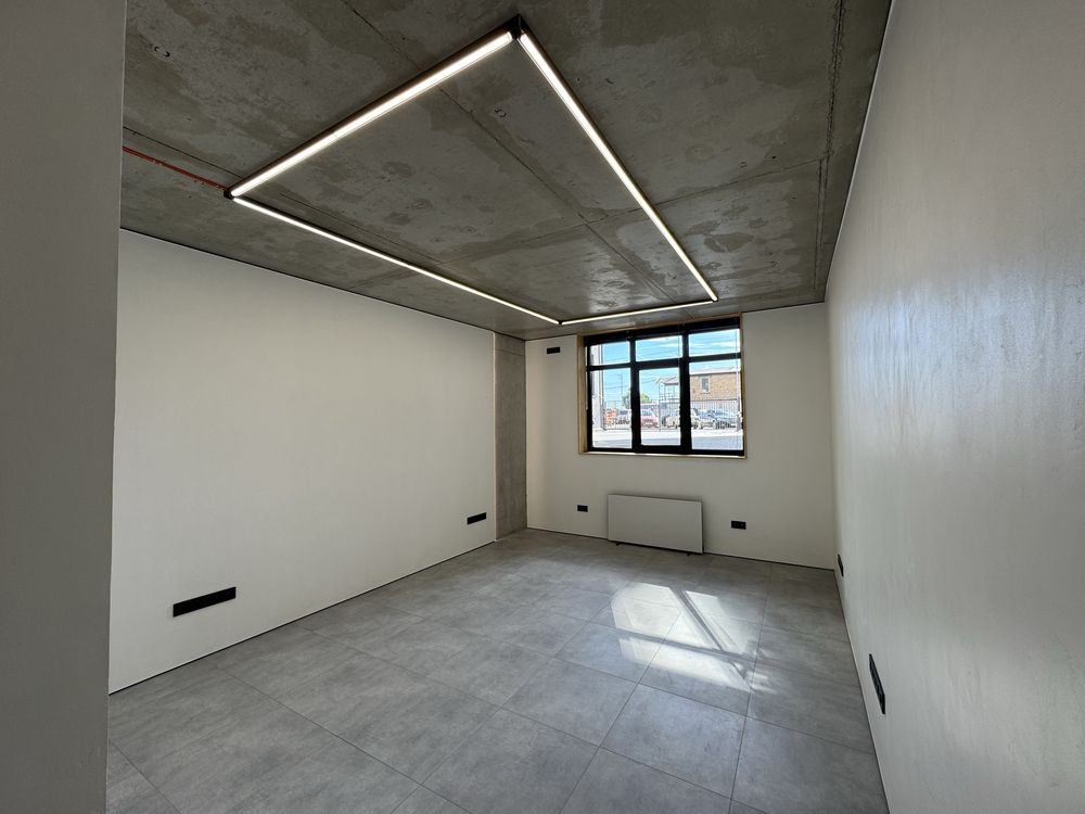 Оренда приміщення м. Вирлиця, ЖК Метро парк (27,6м), просп. М. Бажана