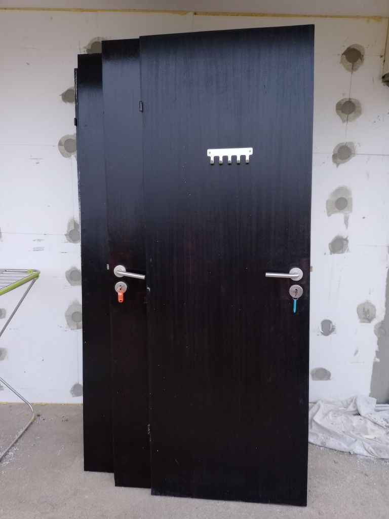 Vendo portas com fechadura