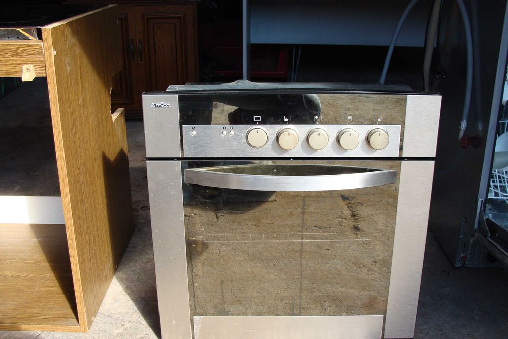 Zestaw płyta elektryczna 60 cm z piekarnikiem Amica