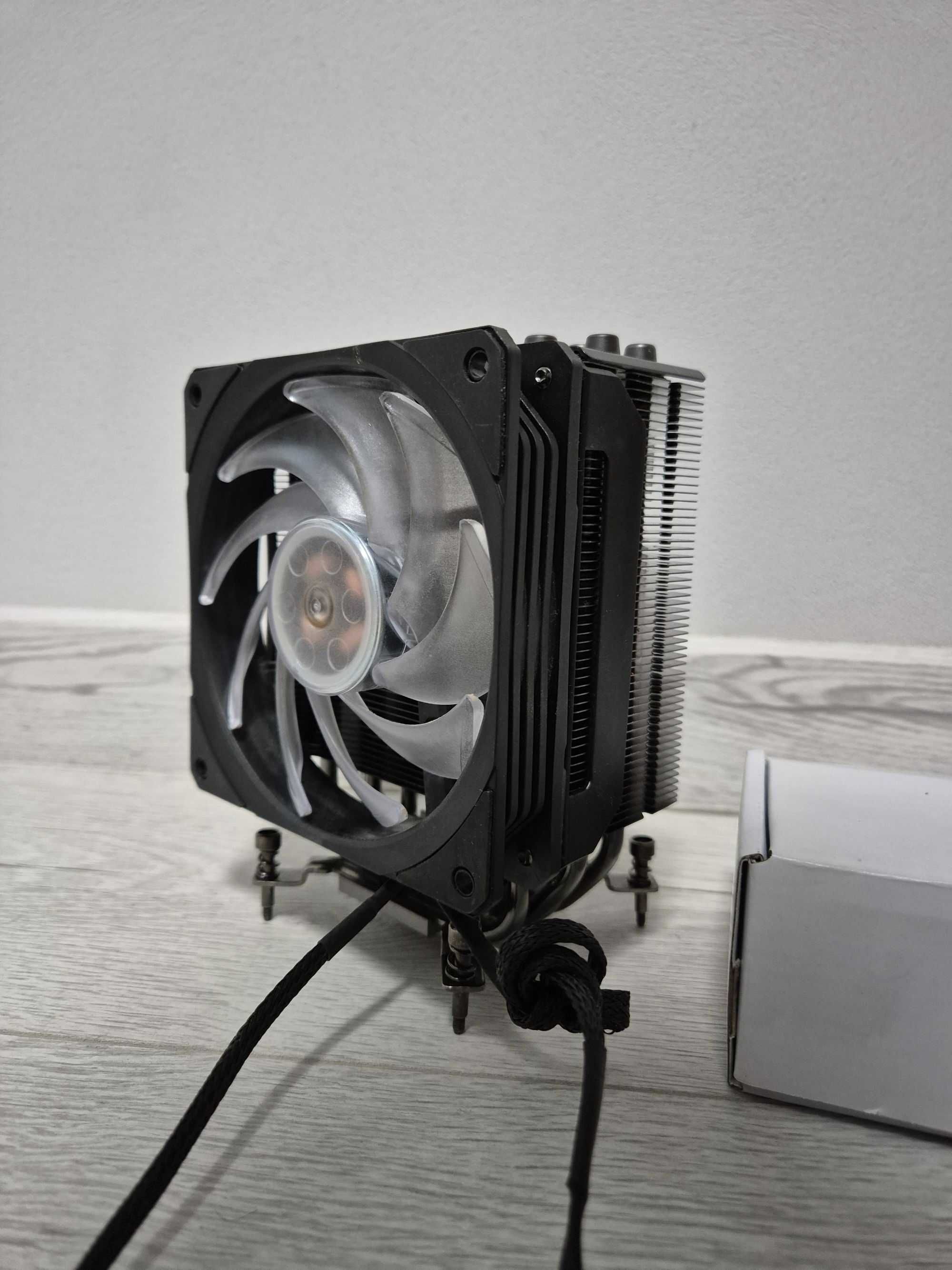 кулер башта Cooler Master Hyper 212 RGB Black Edition (Intel\AMD)