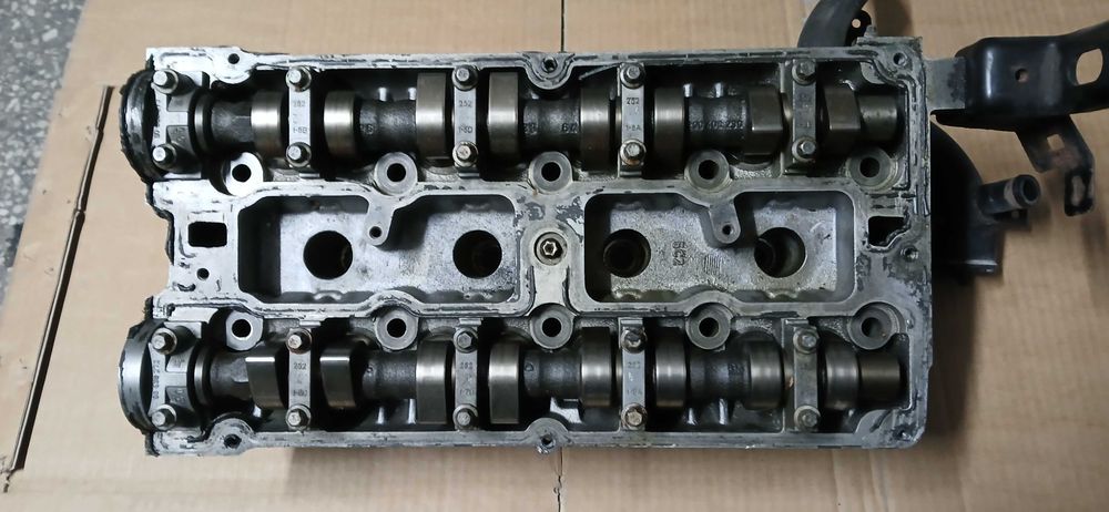 Opel Z18XE głowica z wałkami kpt. Stan wzorowy