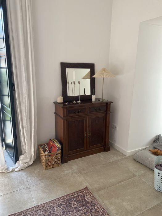 Consola madeira com portas & gavetas