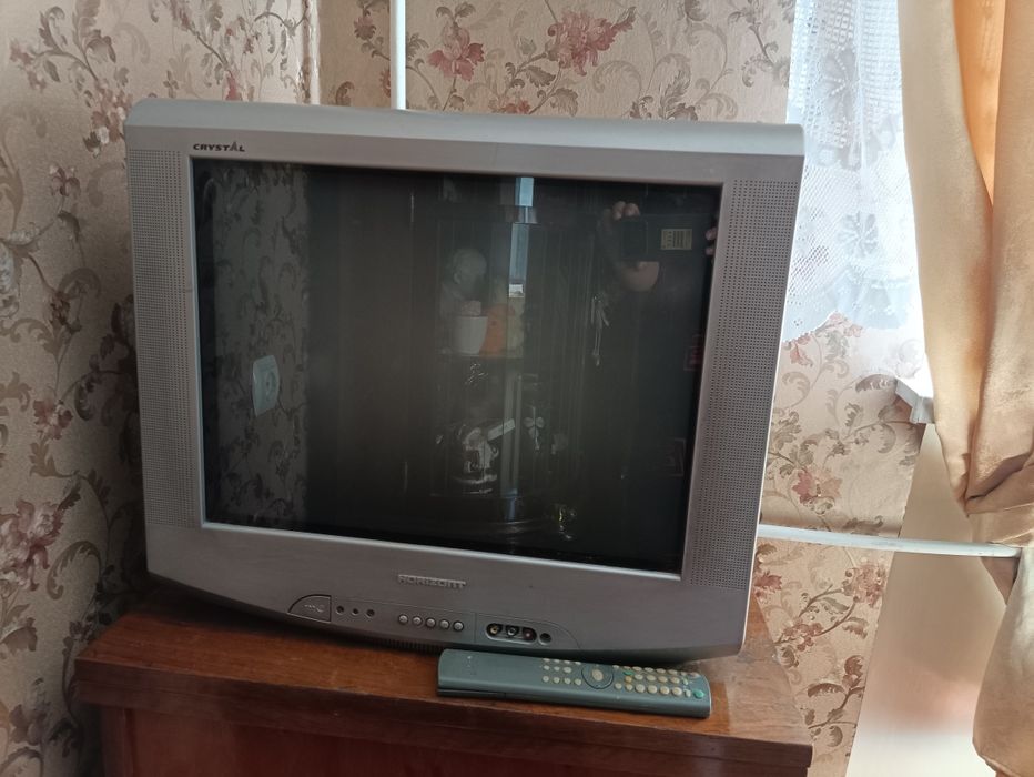 Телевизор Horizont Crystal