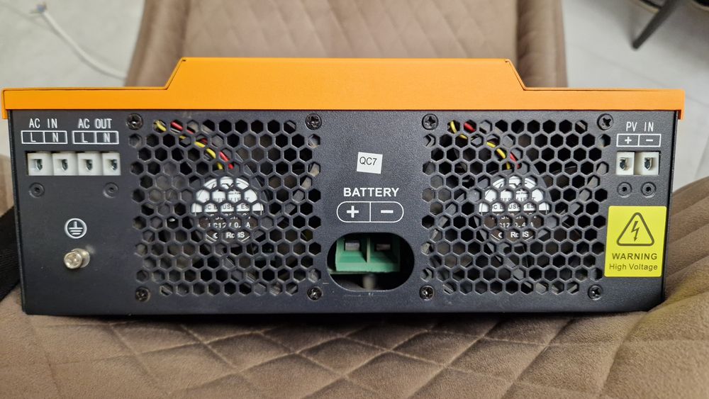 Гібридний сонячний інвертор PowMr 3.2kw 24v POW-HVM3.2H-24V-N