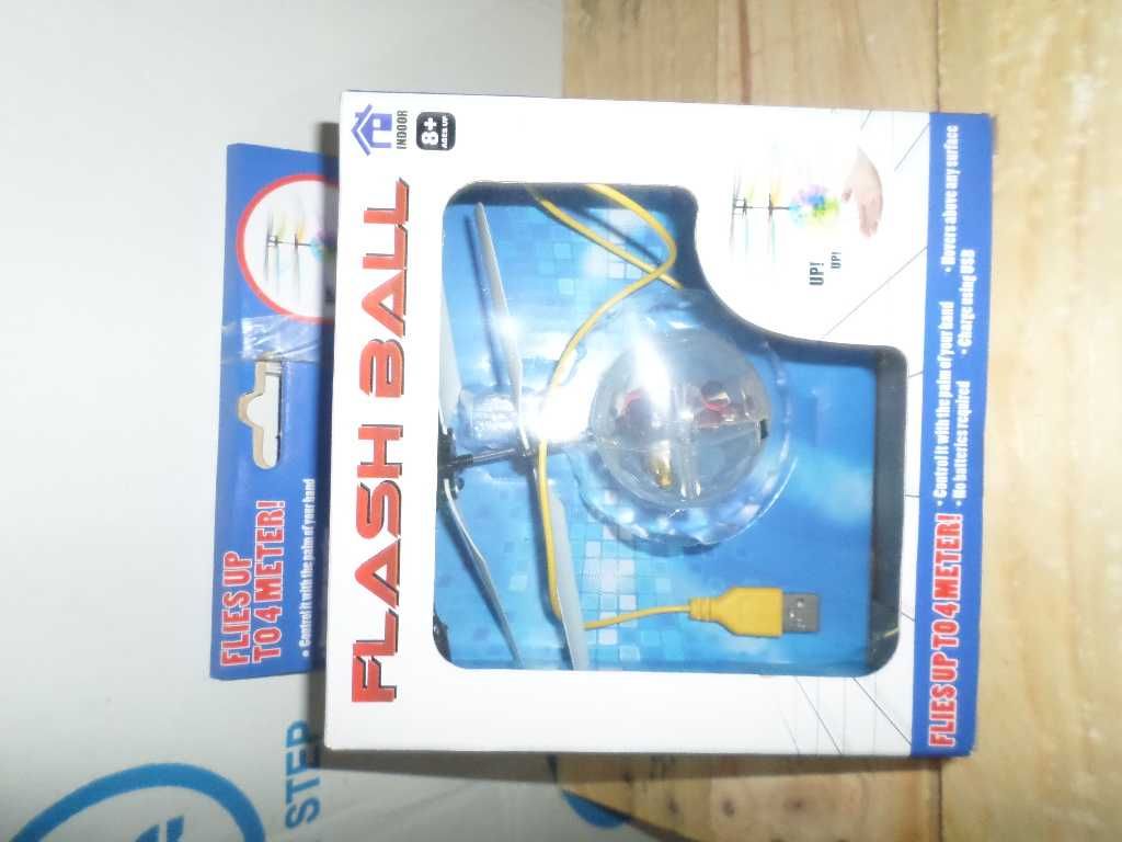 Brinquedo Bola Voadora
