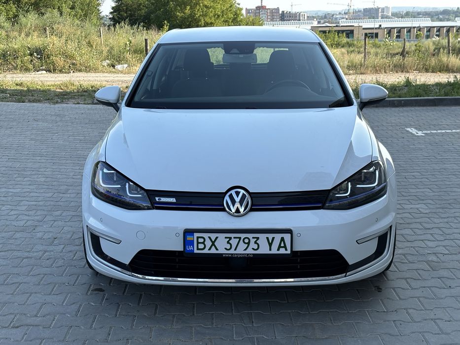 Продам Є Гольф не бит не крашегий