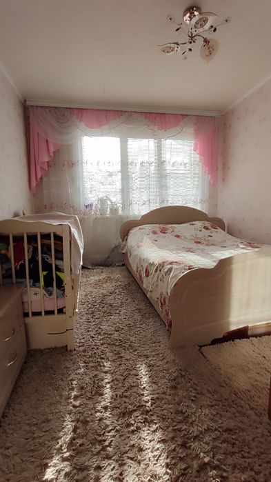 Продаж 3 кім кв з АО В.Петріва (Богунія)