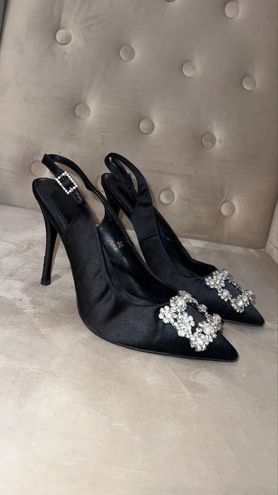 Туфлі, сапоги, ботильйони