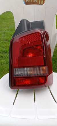 Lampa tył VW T5 Lift strona prawa stan bdb. Oryginalna Ciemna
