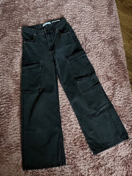 Широкі штани карго Bershka