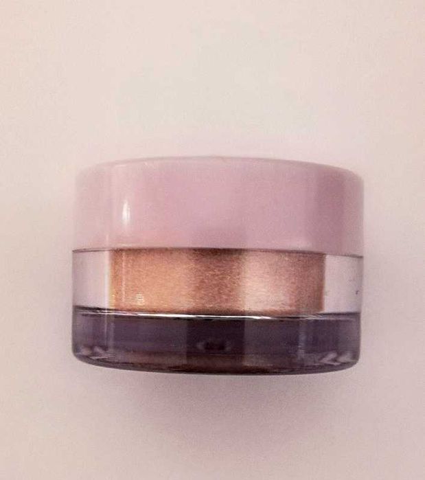 Bell Cień do powiek złoty szampan pigment 02 Champagne Beige loose eye