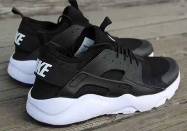 Nike Huarache Czarne - Białe. Rozm. 41. SUPER CENA! Damskie i Męskie!