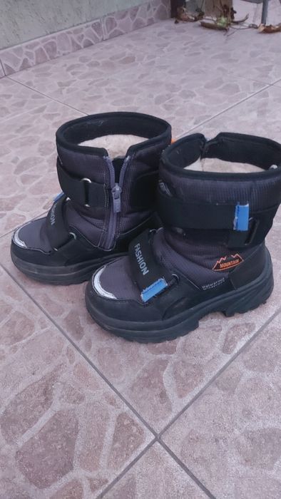 Том.м 27 розмір 17.17-5 устілка, після 1ї дитини