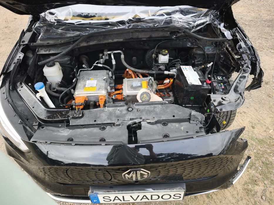 MG  ZS 100% eléctrico para peças