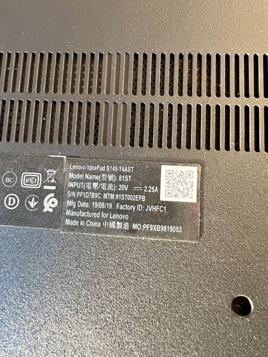 Laptop Lenovo Idea Pad dla studenta do nauki