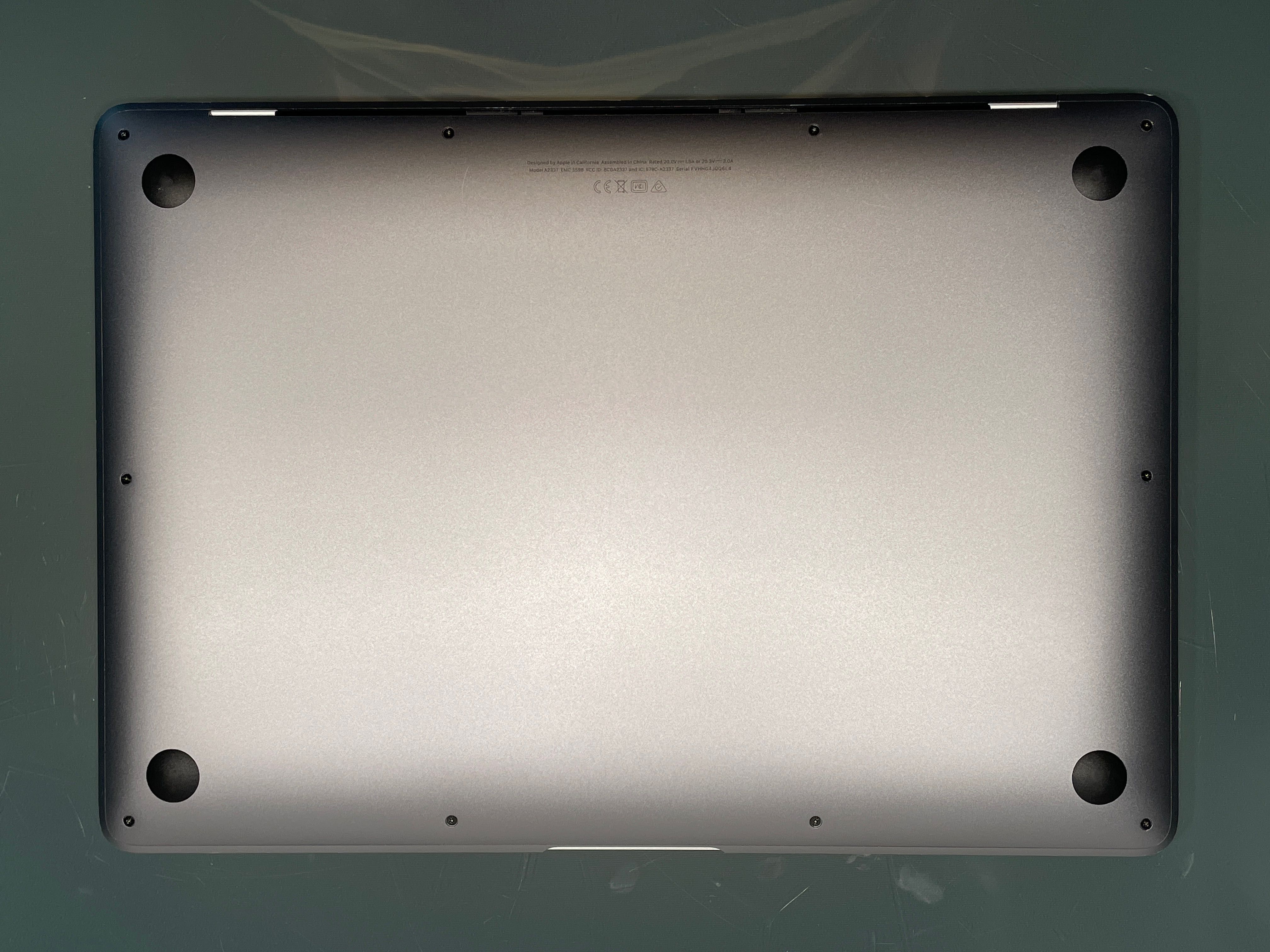 2020 MacBook Air A2337 13" M1 8GB 256GB
