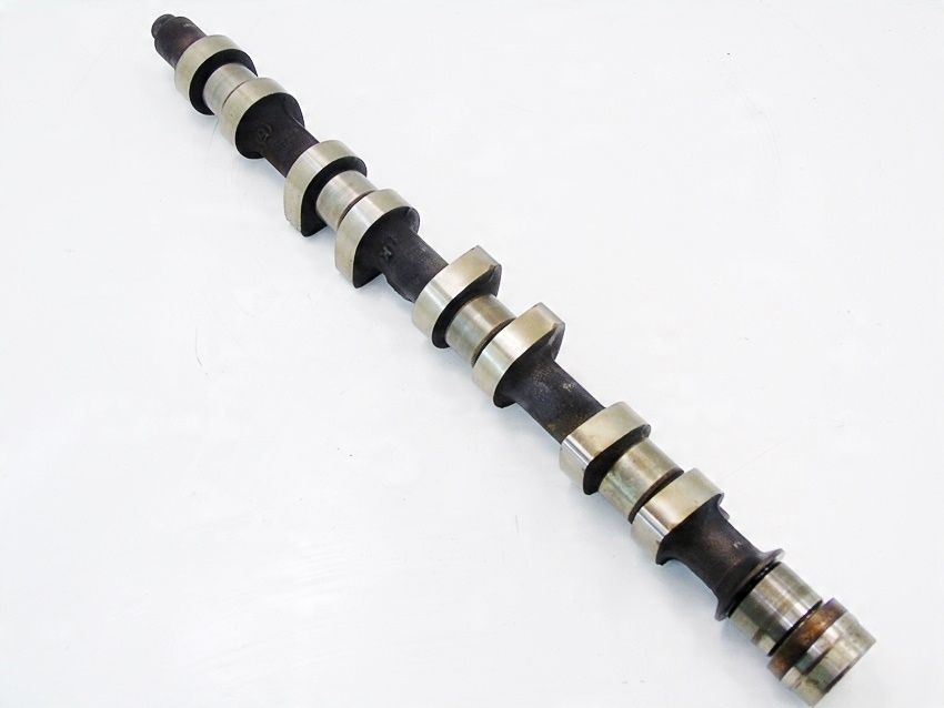 Wałek rozrządu 1.8 16V 407 406 C5 Xsara Picasso