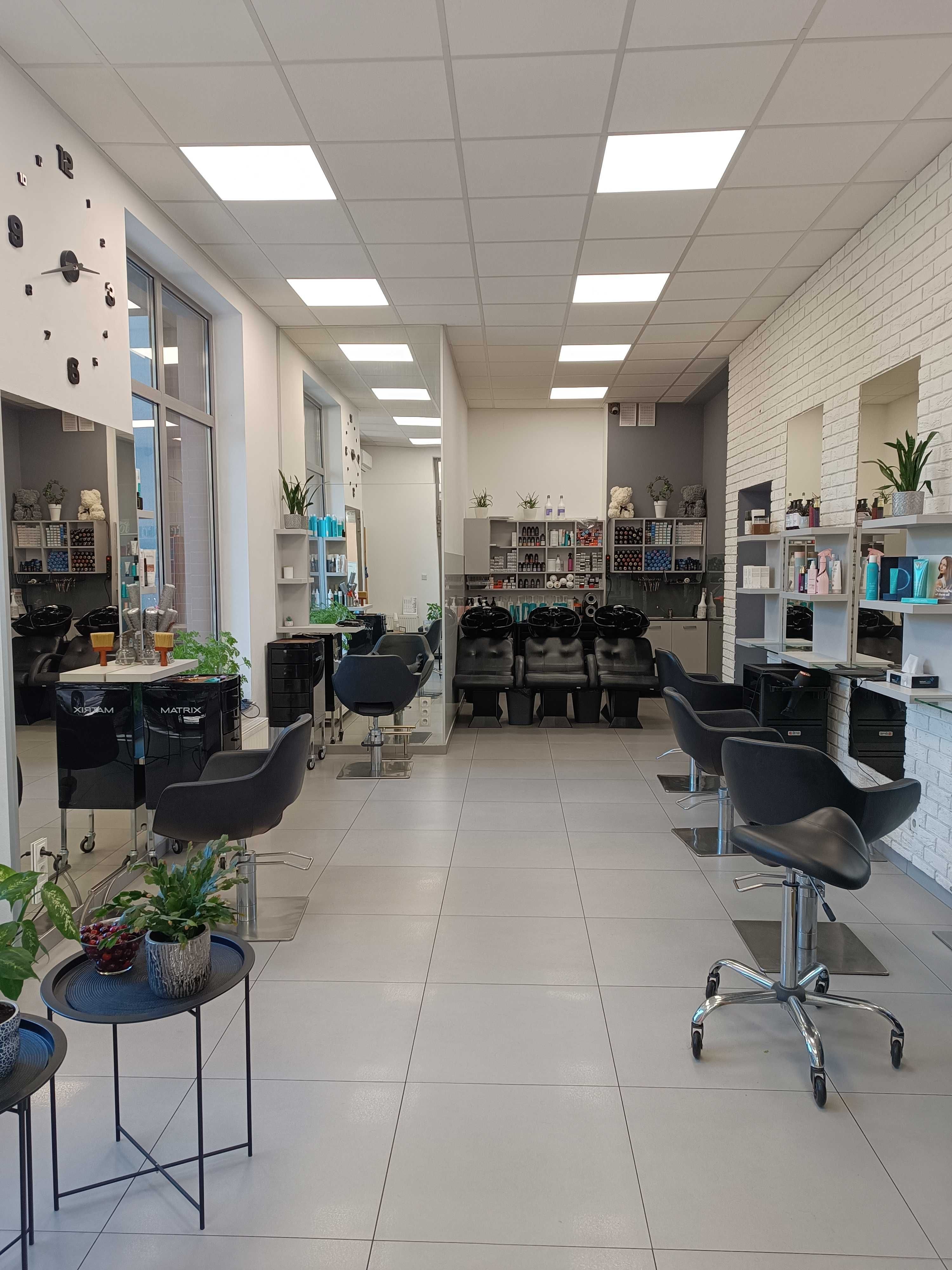 Odstąpie salon fryzjerski w centrum Wieliczki