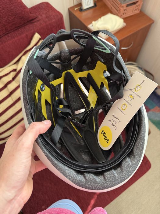 Шолом MET Trenta MIPS Helmet - greige / matt glossy