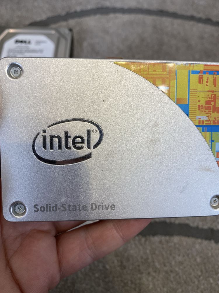 Жосткий диск Dell, kingston,Intel
