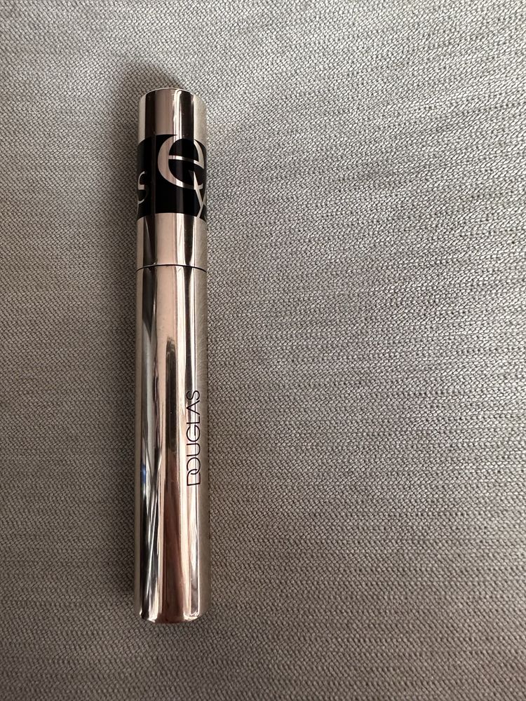 Douglas Exception’Eyes Mascara – czarny tusz do rzęs 5w1