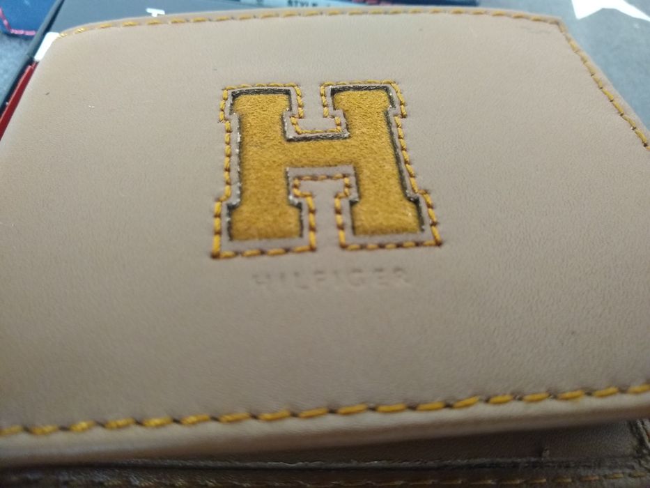 Tommy Hilfiger portfel skórzany nowy 100% oryginał