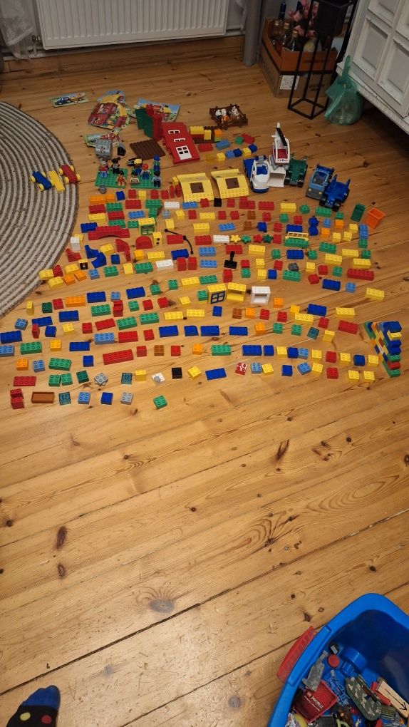 Klocki lego ponad 300 elenentów