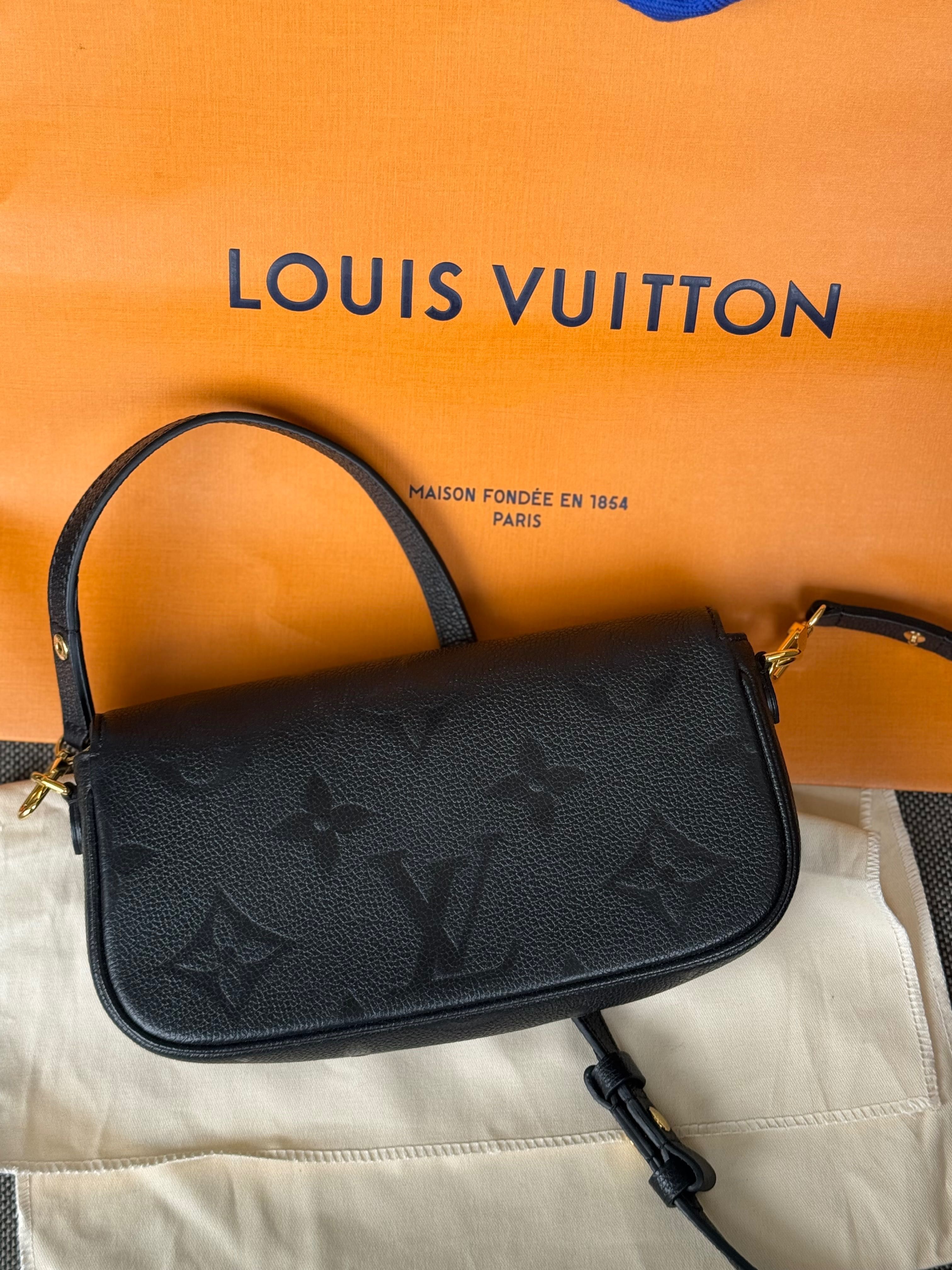 Louis Vuitton ivy сумочка