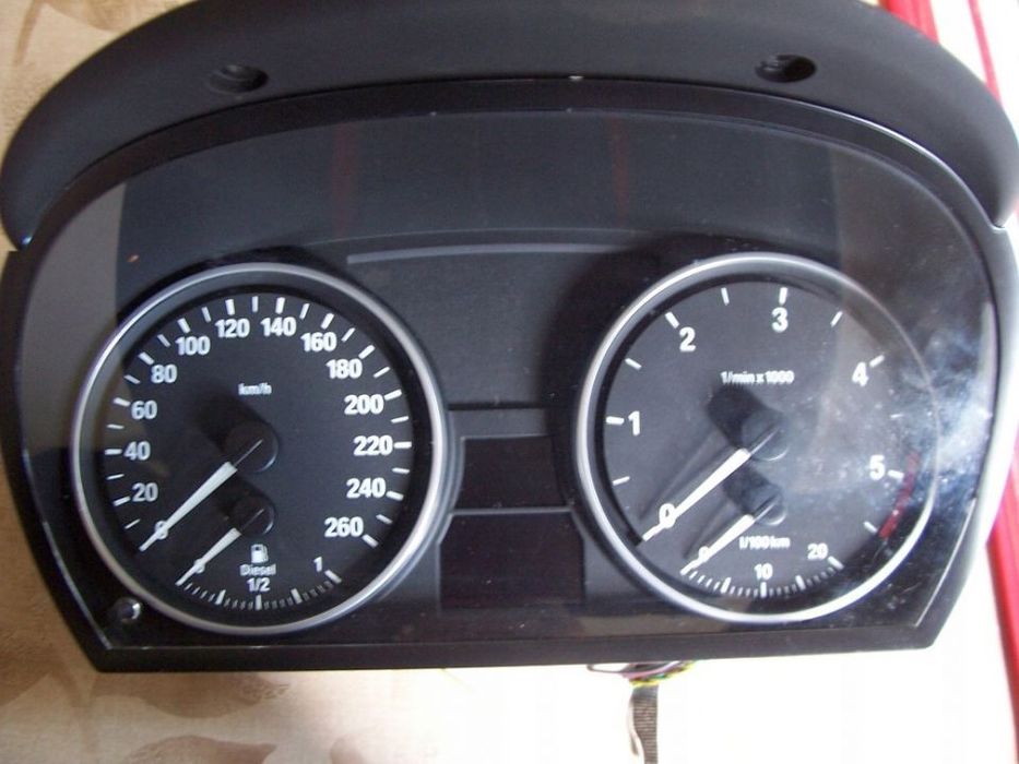 BMW 3 E90 E91 330XD LICZNIK 9148030-01 117TYS.EUR.