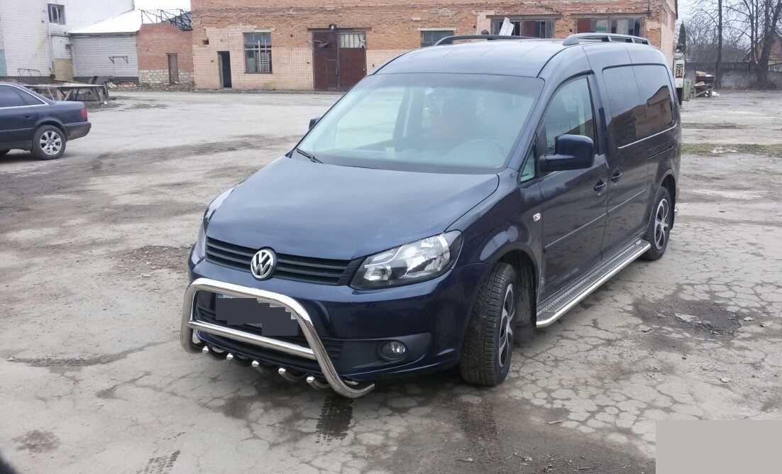 Orurowanie przednie Volkswagen Caddy 2010+ VW