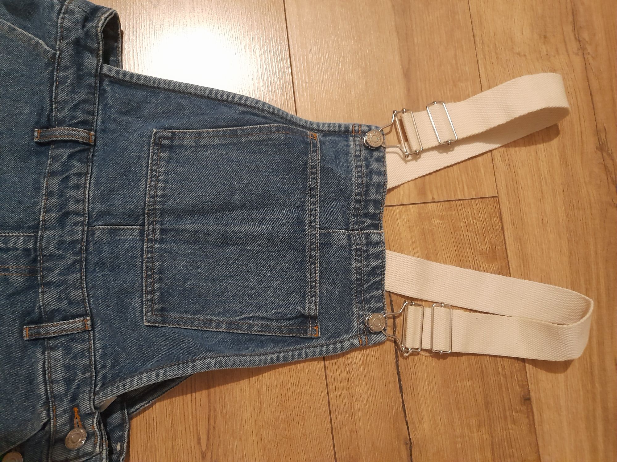 Super ogrodniczki PULL&BEAR S