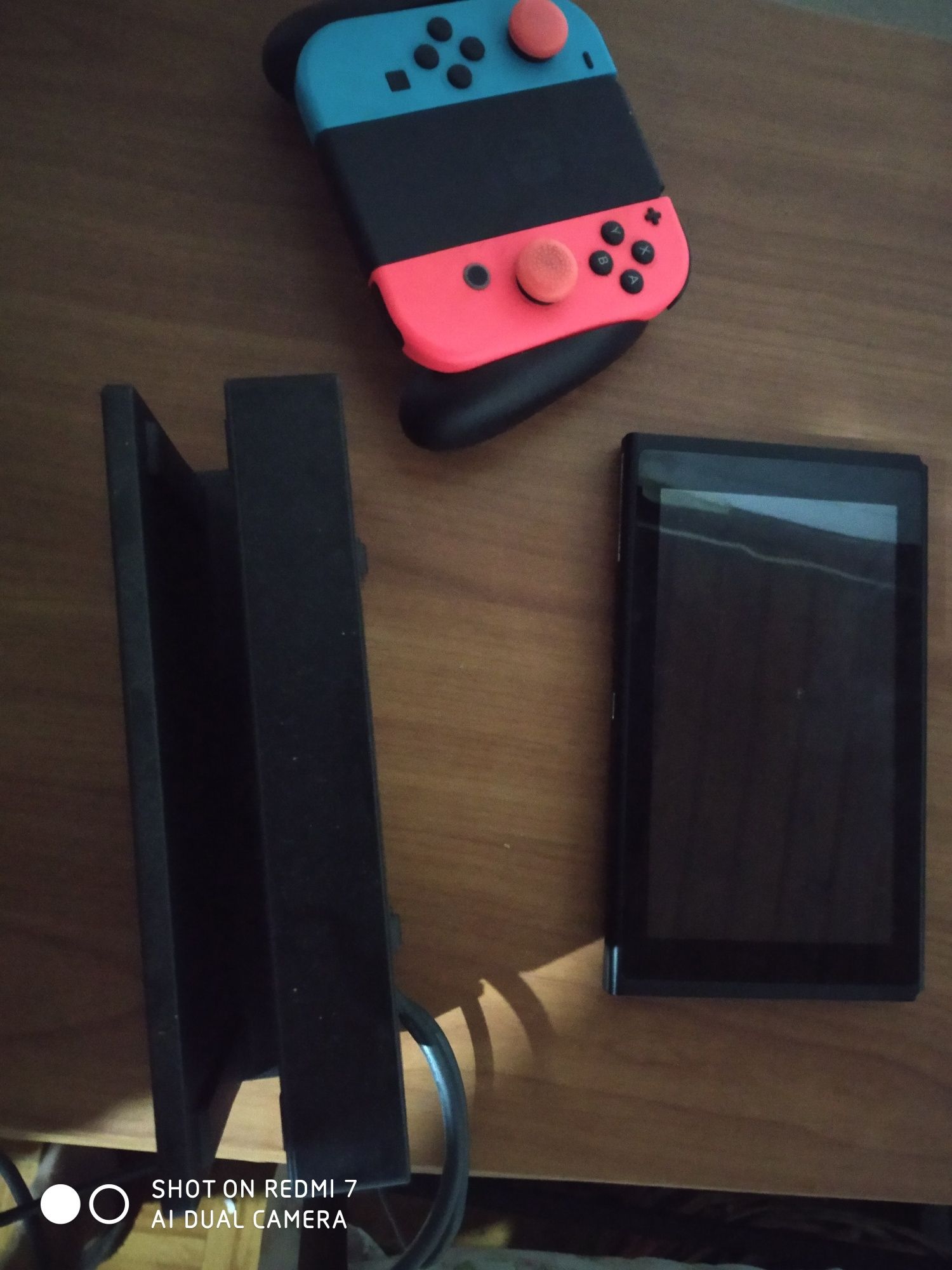 Nintendo switch v2 com algo extras (troco por pit bike ou trotinete )