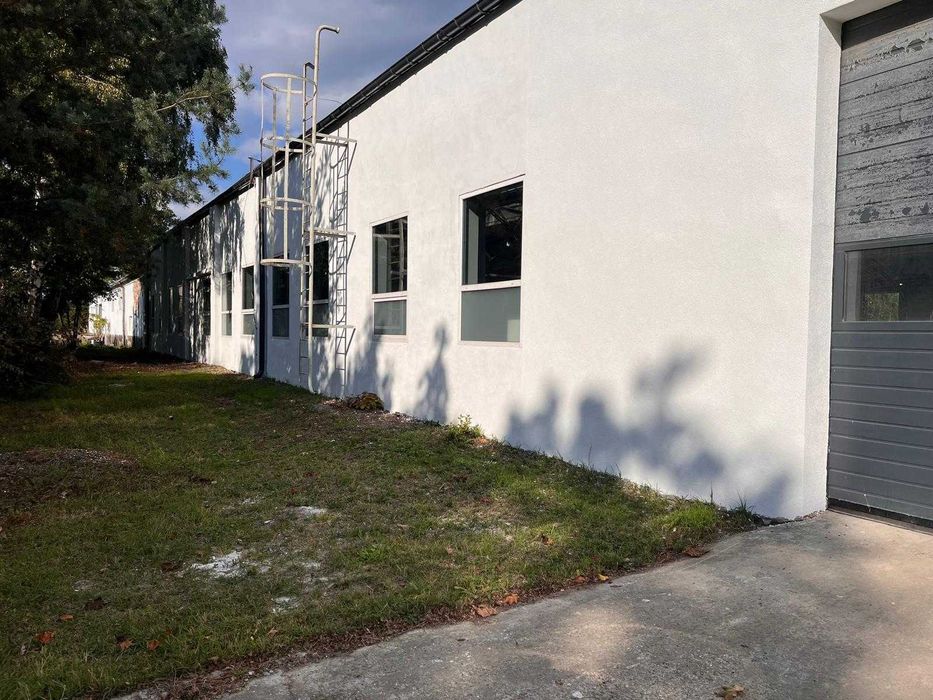 Hala magazynowo-produkcyjna z zapleczem socjalno-biurowym