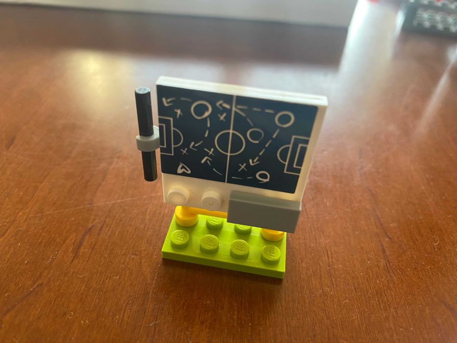 Lego Friends Trening piłkarski boisko Stephanie 41330