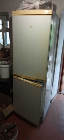 Продам холодильник Samsung Б/у