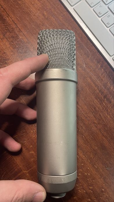 Студійний конденсаторний мікрофон Rode NT 1-A